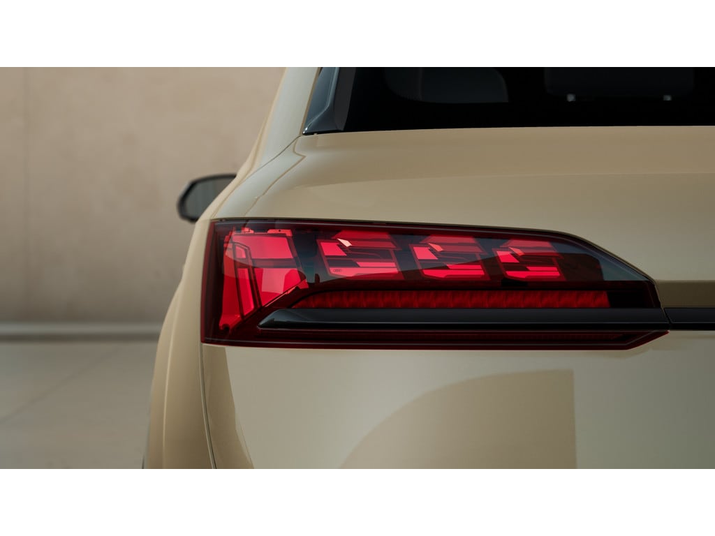 Image about Audi SQ7 SUV TFSI quattro tiptronic