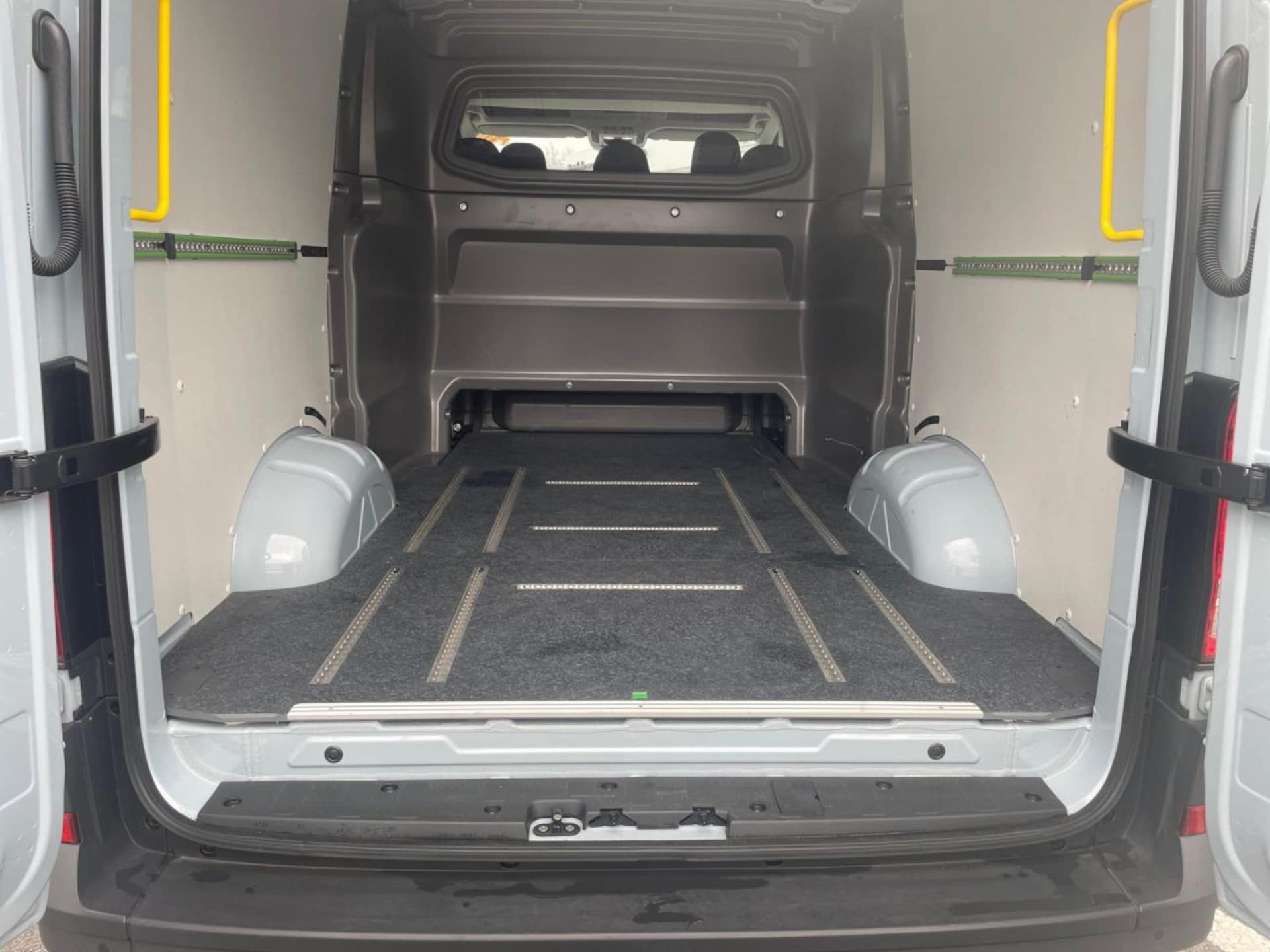 Volkswagen Crafter Kasten mittlerer Radstand