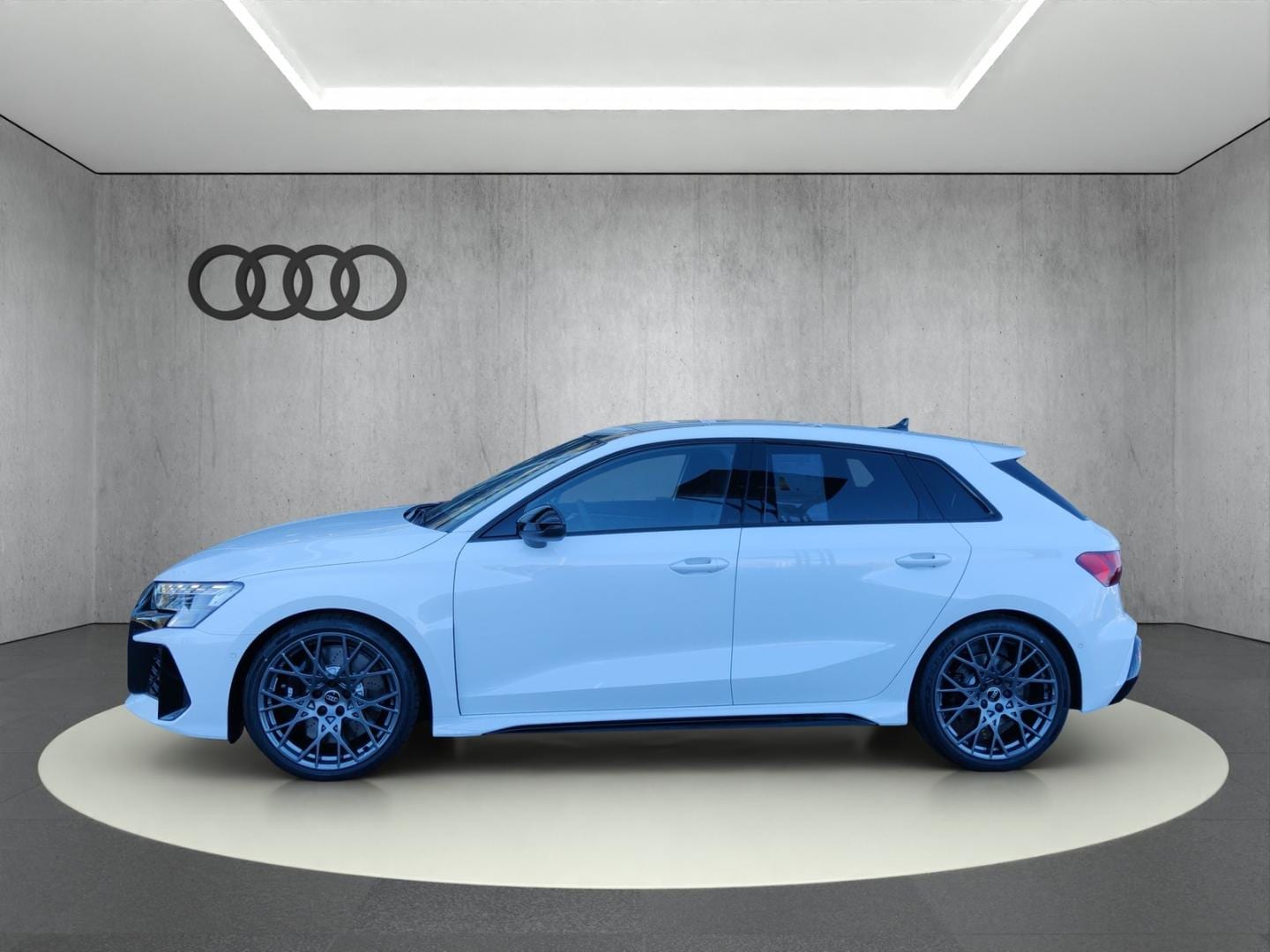 Bild über Audi RS 3 Sportback TFSI quattro 294 kW S tronic - für weitere Informationen kontaktieren Sie den Audi Partner