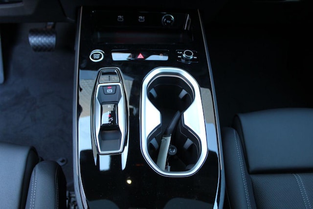 2026 Audi A6 Premium Plus - Photo 11