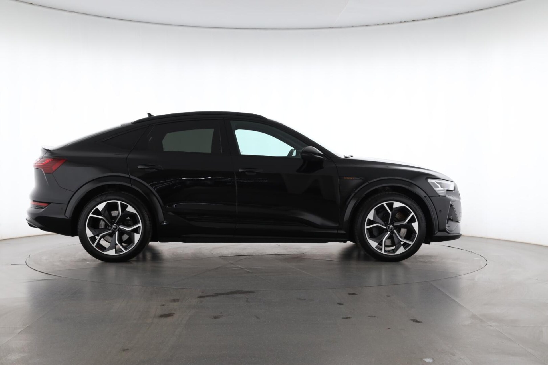 Audi e-tron S Sportback
