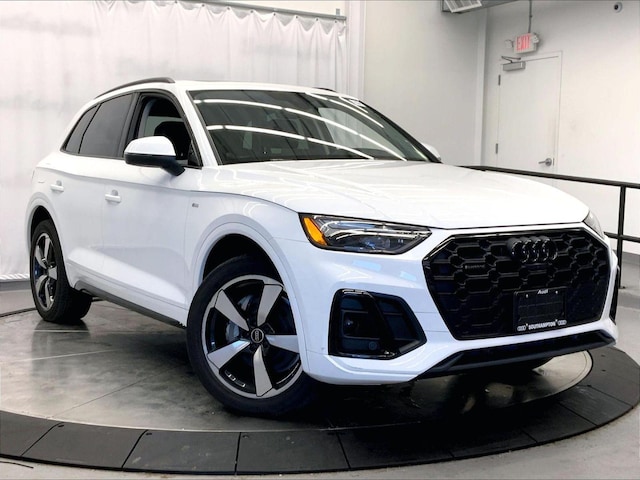 Photo of 2023 Audi Q5