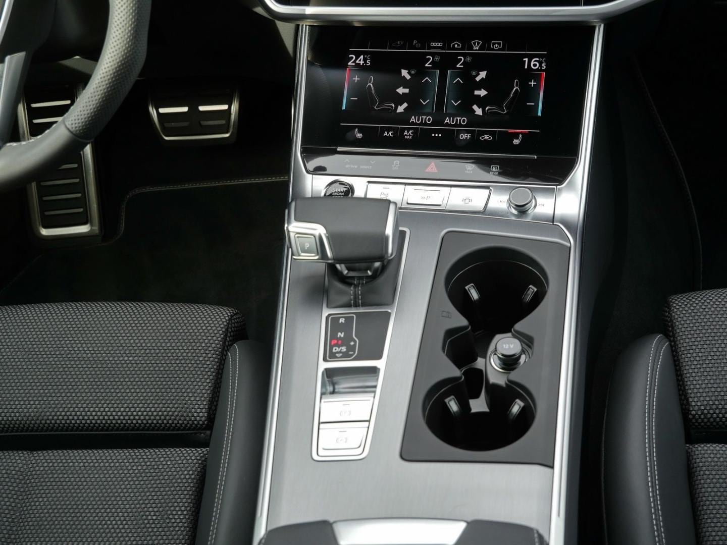 Bild über Audi A6 Avant TFSI e S line 50 TFSI e quattro S tronic - für weitere Informationen kontaktieren Sie den Audi Partner