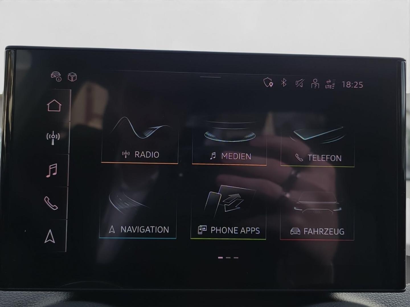 Bild über Audi Q2 advanced 40 TFSI quattro S tronic - für weitere Informationen kontaktieren Sie den Audi Partner