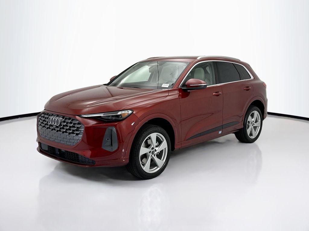 2026 Audi Q5 Premium Plus quattro's photo