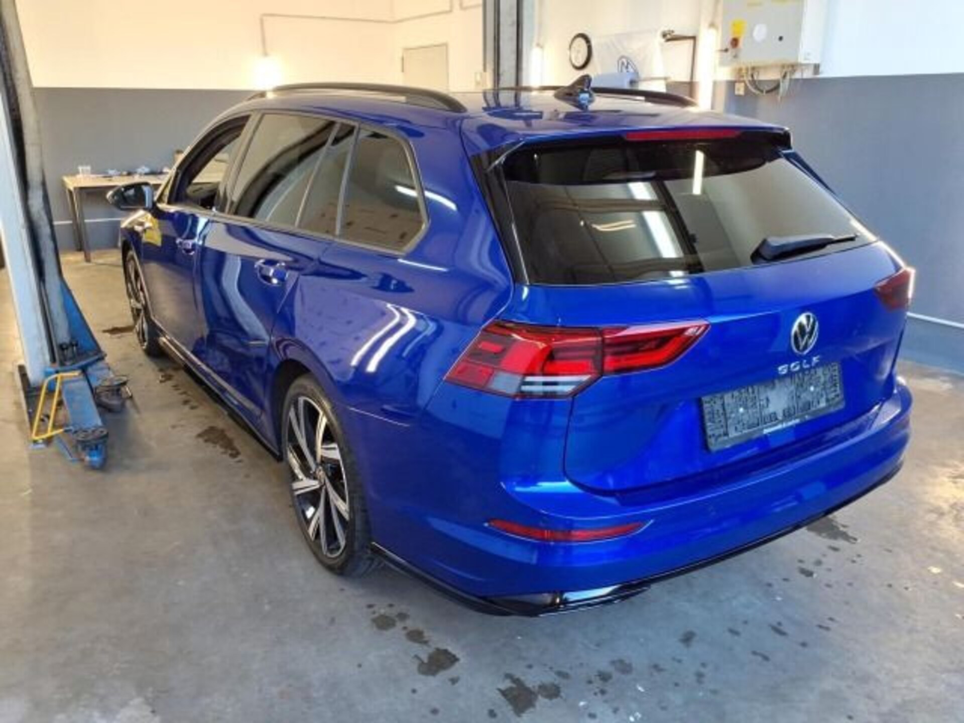 Volkswagen Golf Variant R-Line