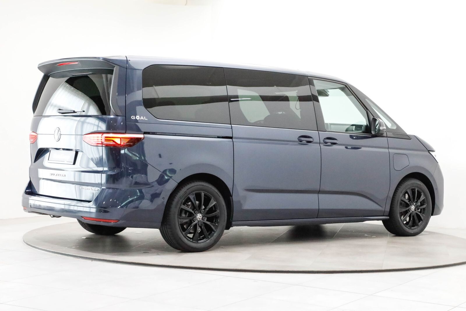 Volkswagen Multivan Langversion – Bild 7