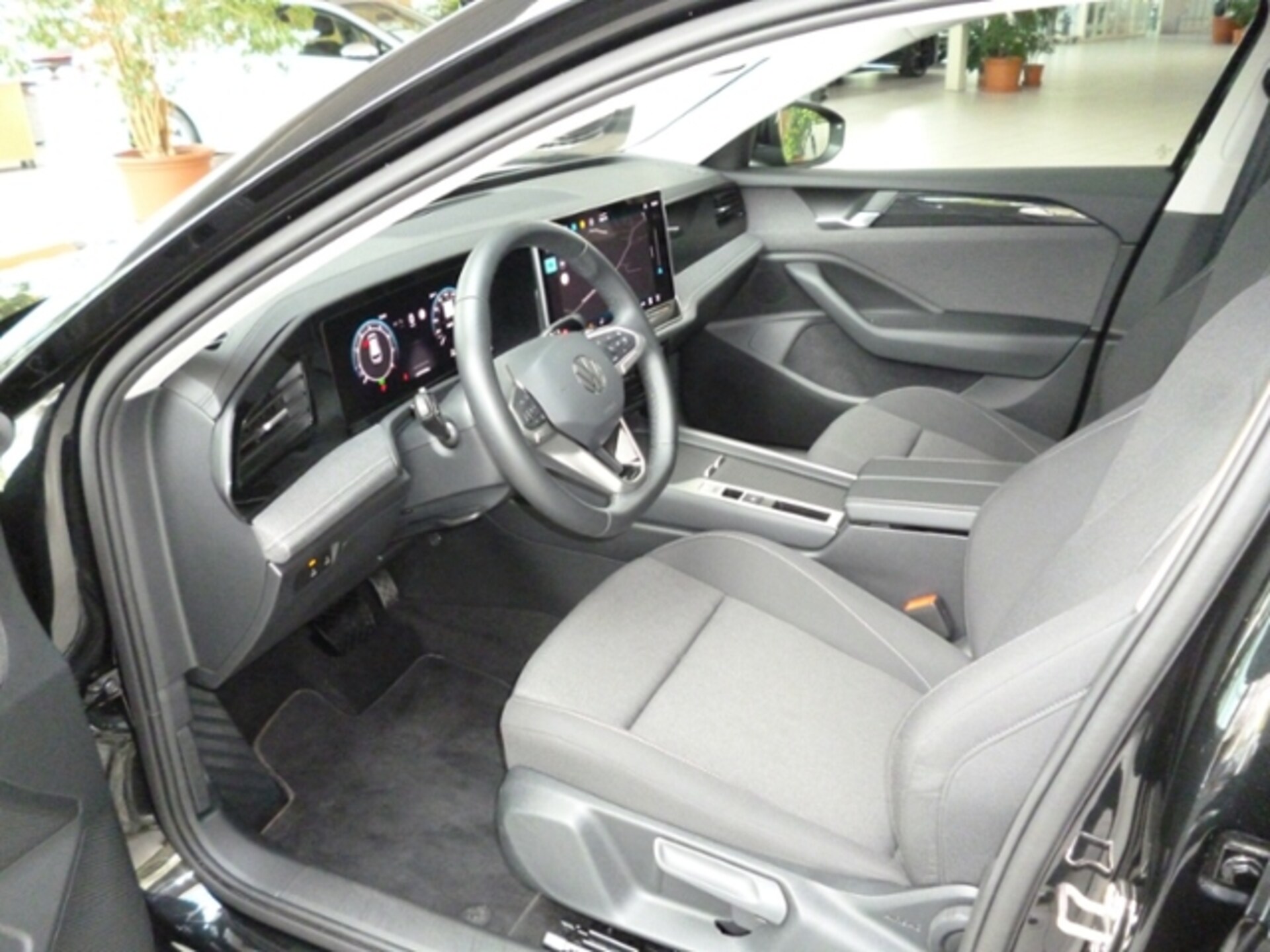 Volkswagen Passat Basis-Modell