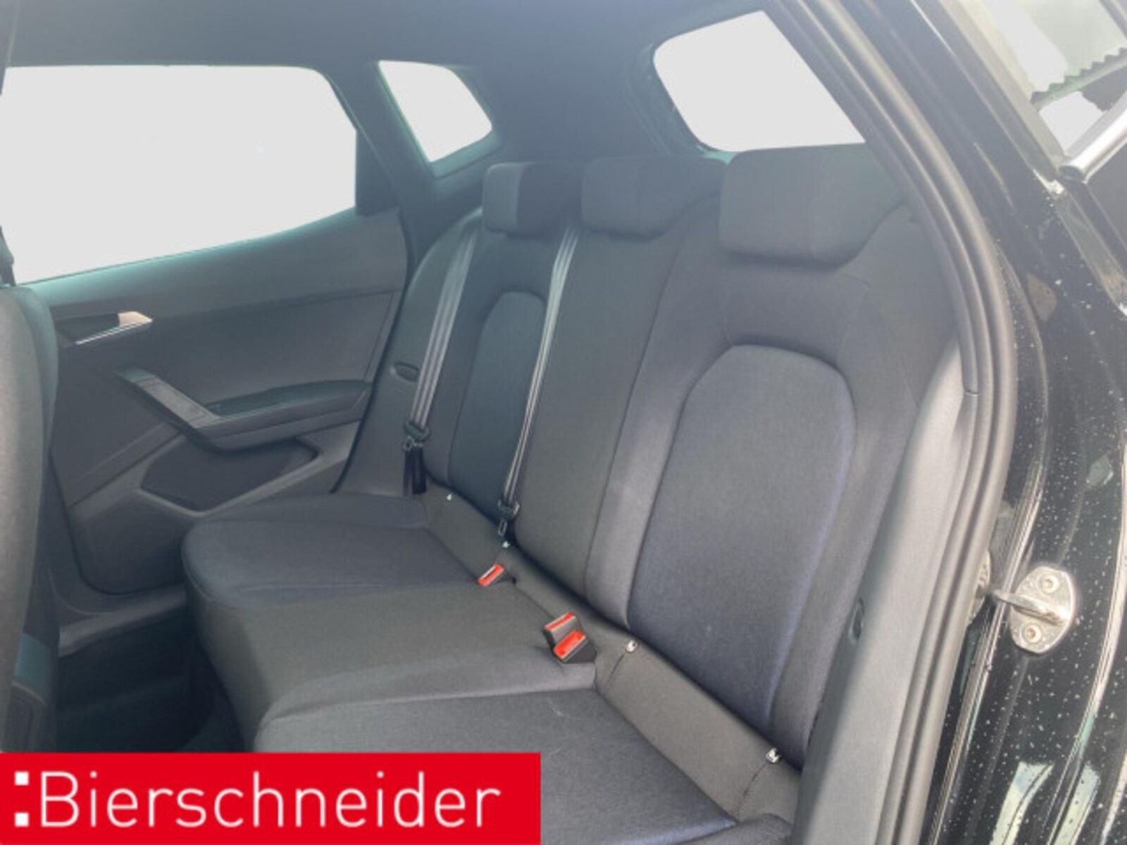 SEAT Arona – Bild 12