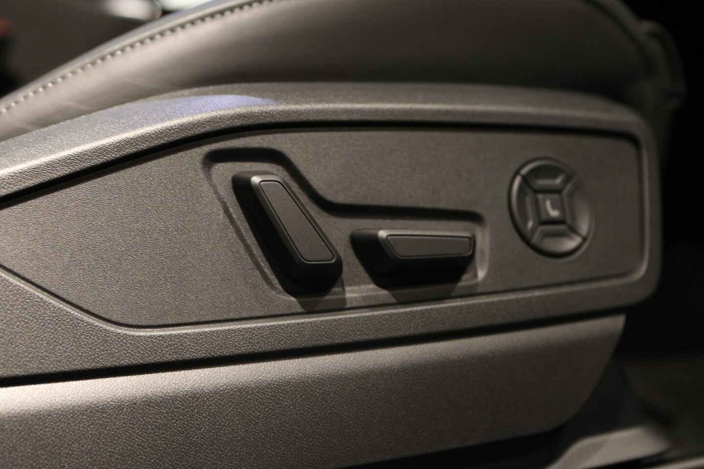 Image about Audi SQ5 SUV TFSI quattro S tronic