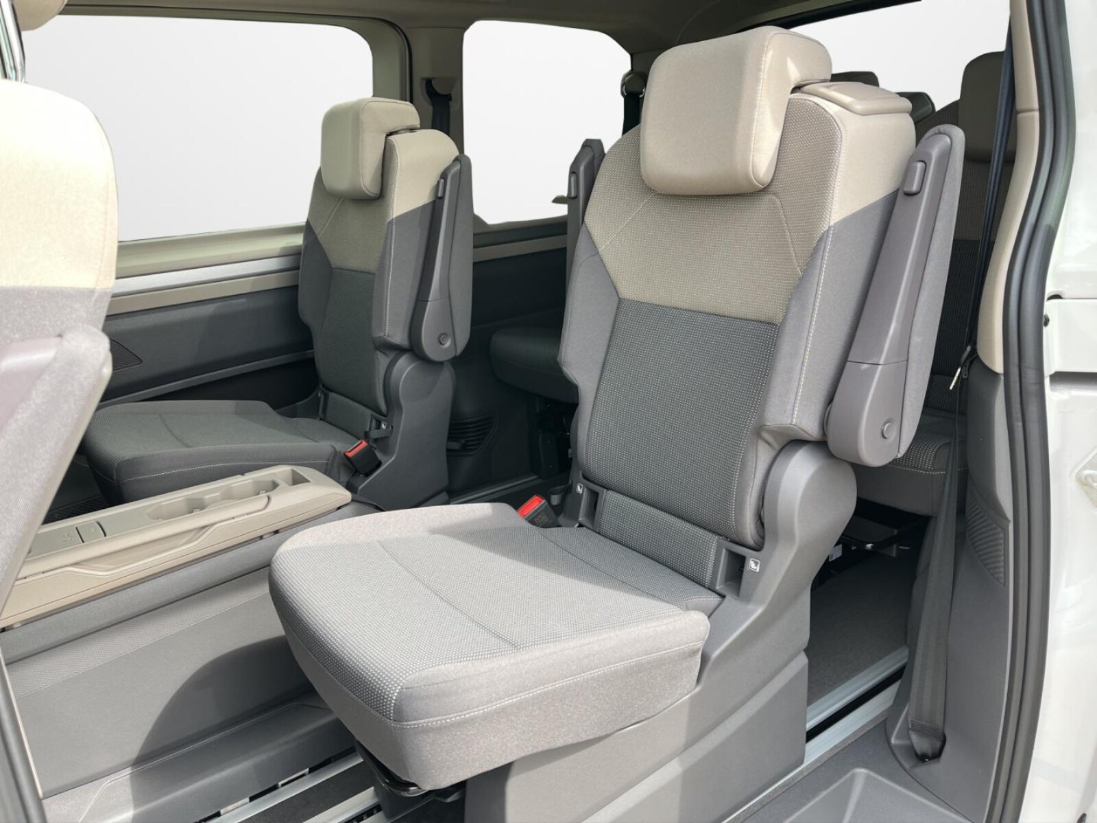 Volkswagen Multivan – Bild 11