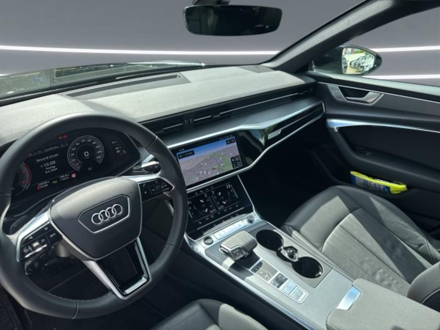 Bild über Audi A6 Avant advanced 45 TDI quattro S tronic - für weitere Informationen kontaktieren Sie den Audi Partner