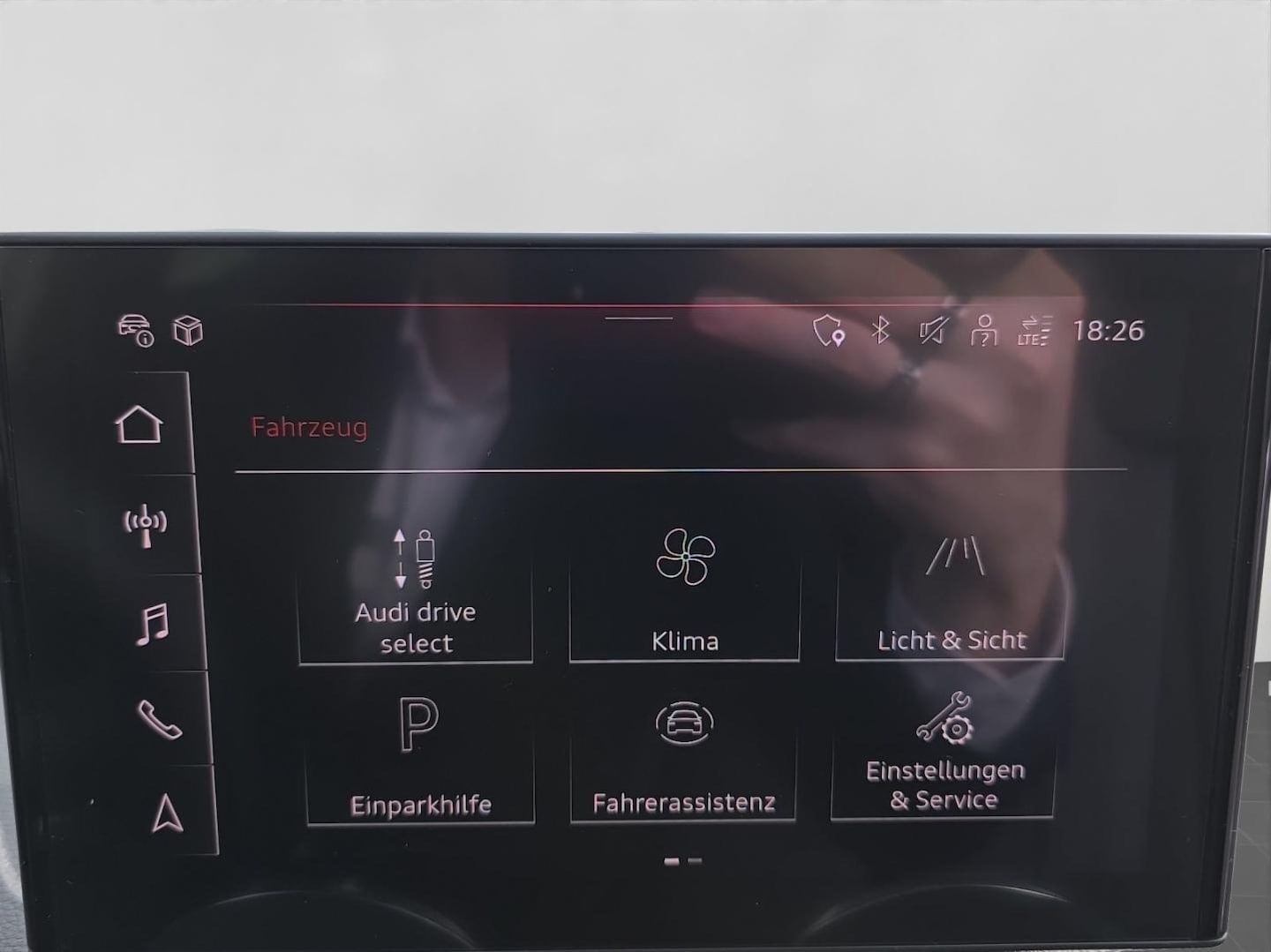 Bild über Audi Q2 advanced 40 TFSI quattro S tronic - für weitere Informationen kontaktieren Sie den Audi Partner