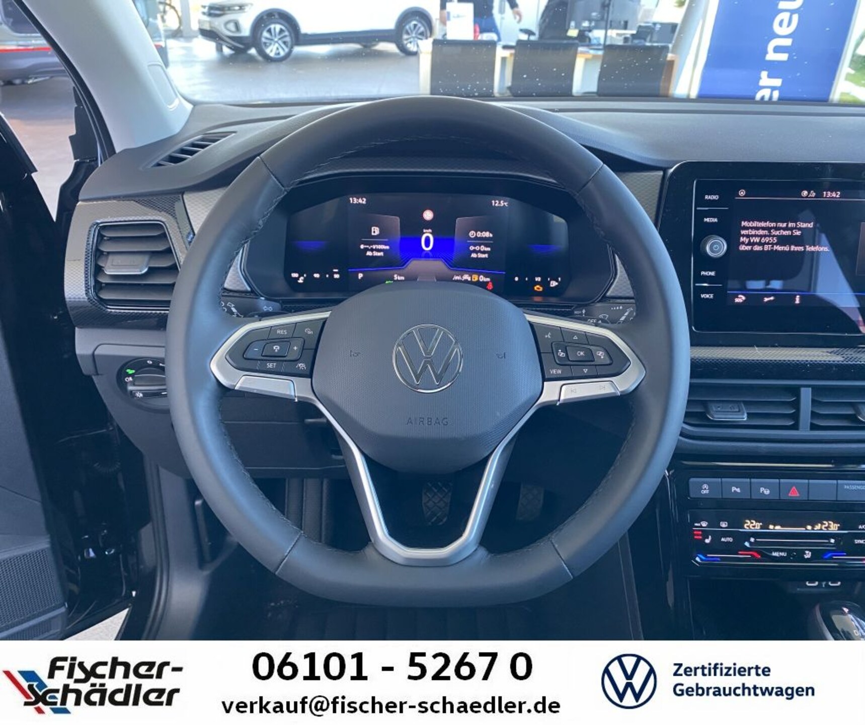 Volkswagen T-Cross Life