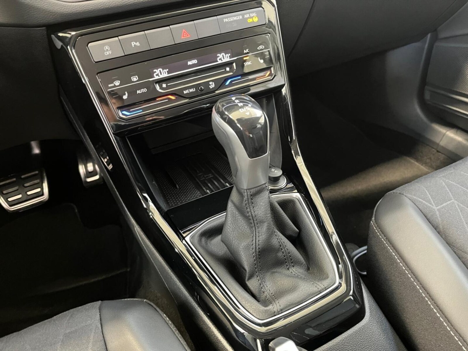 Volkswagen T-Cross – Bild 9