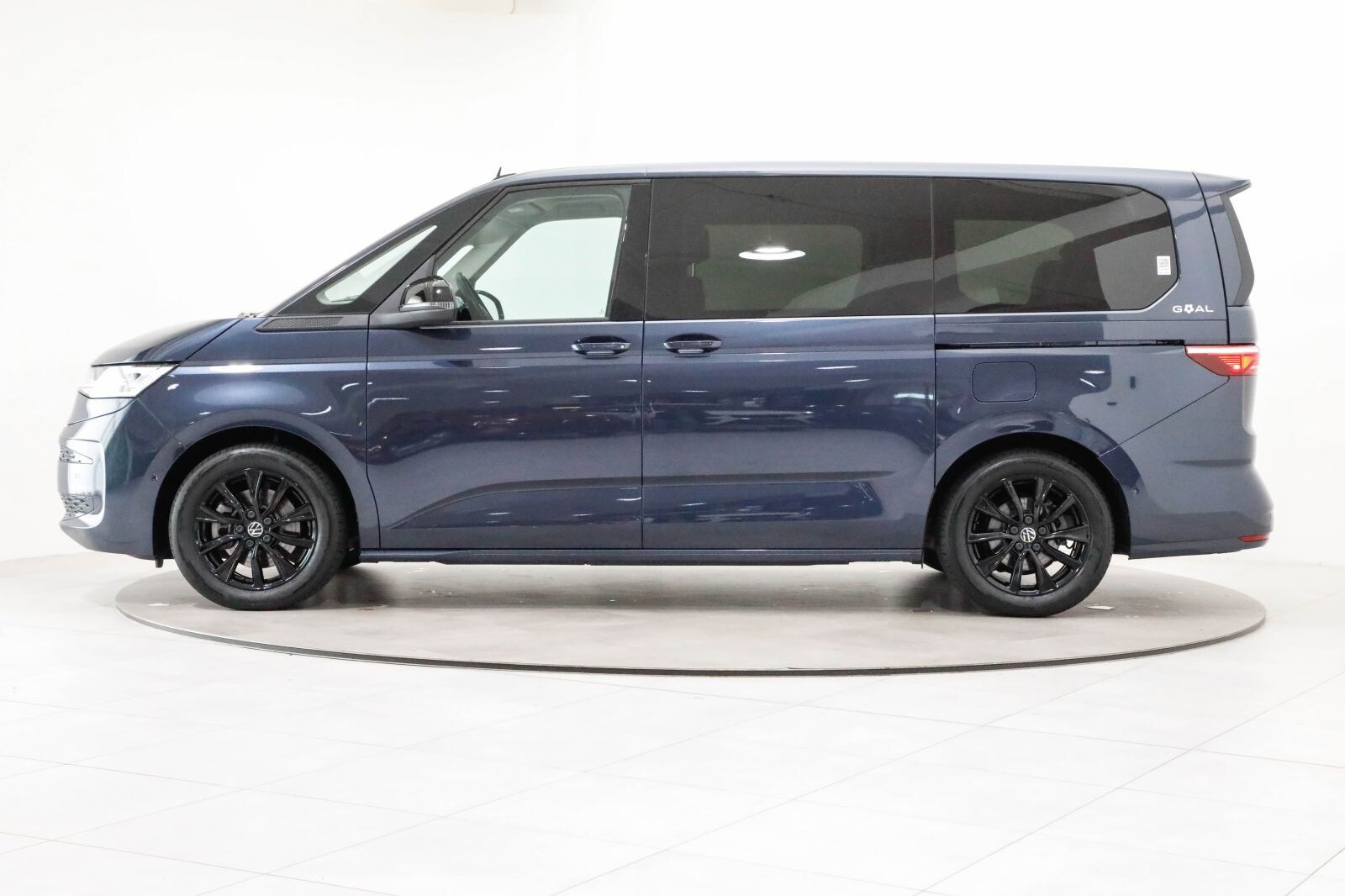 Volkswagen Multivan Langversion – Bild 10