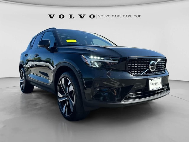 2023 Volvo XC40