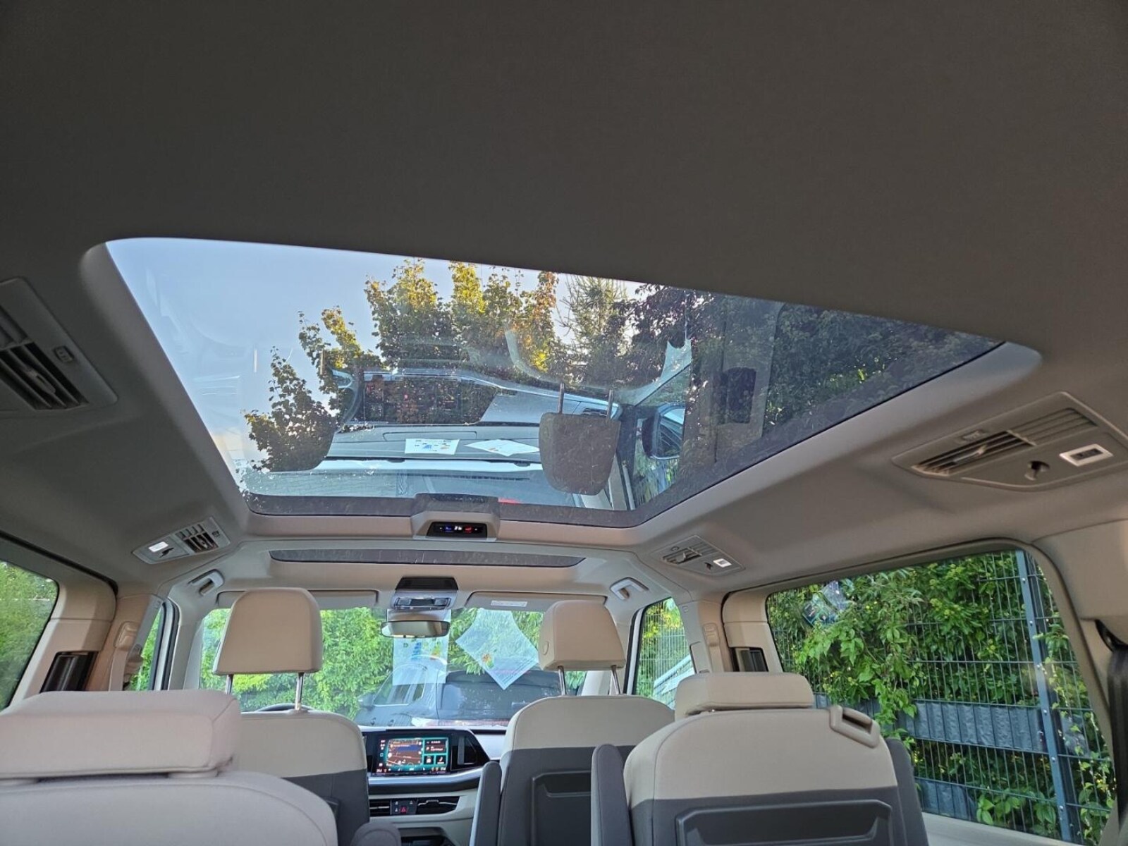 Volkswagen Multivan – Bild 15