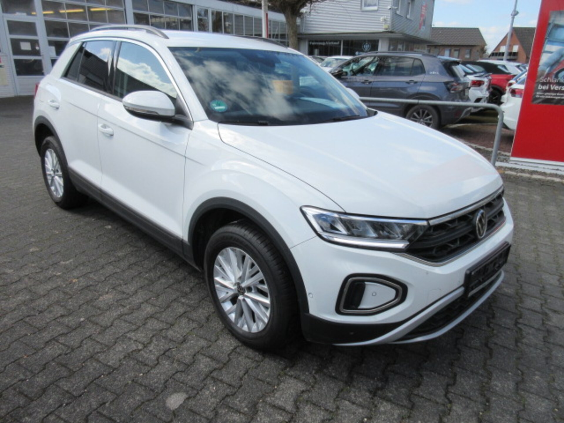 Volkswagen T-Roc Life