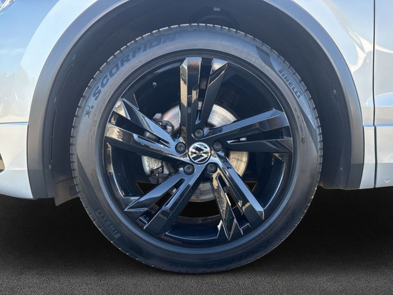 Volkswagen Tiguan – Bild 7