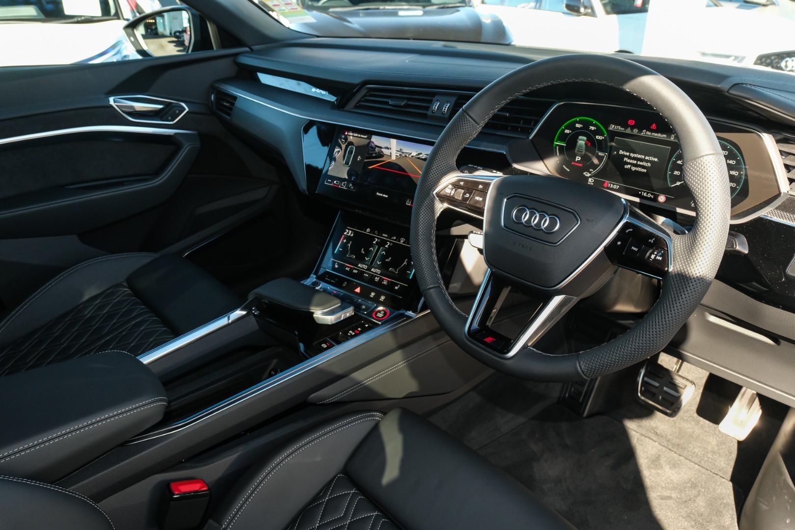 Image about Audi SQ8 Sportback e-tron e-tron quattro