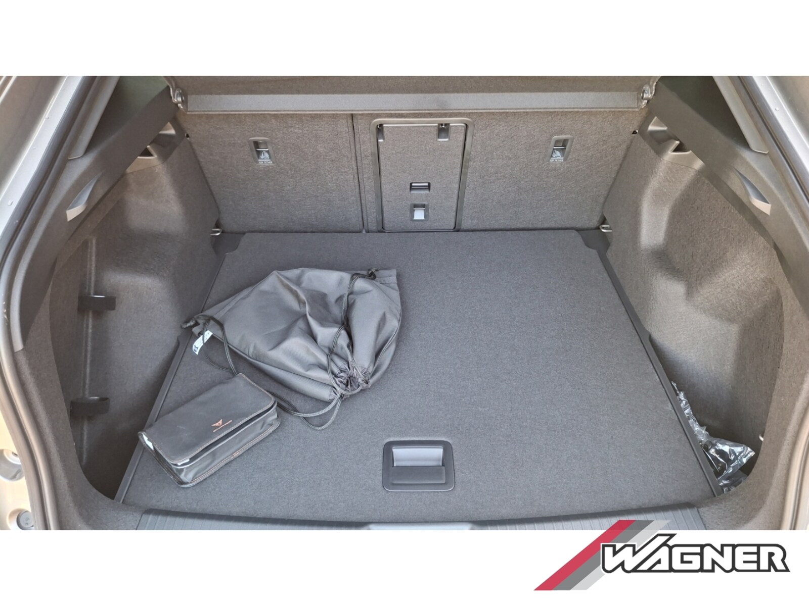 CUPRA Tavascan – Bild 10