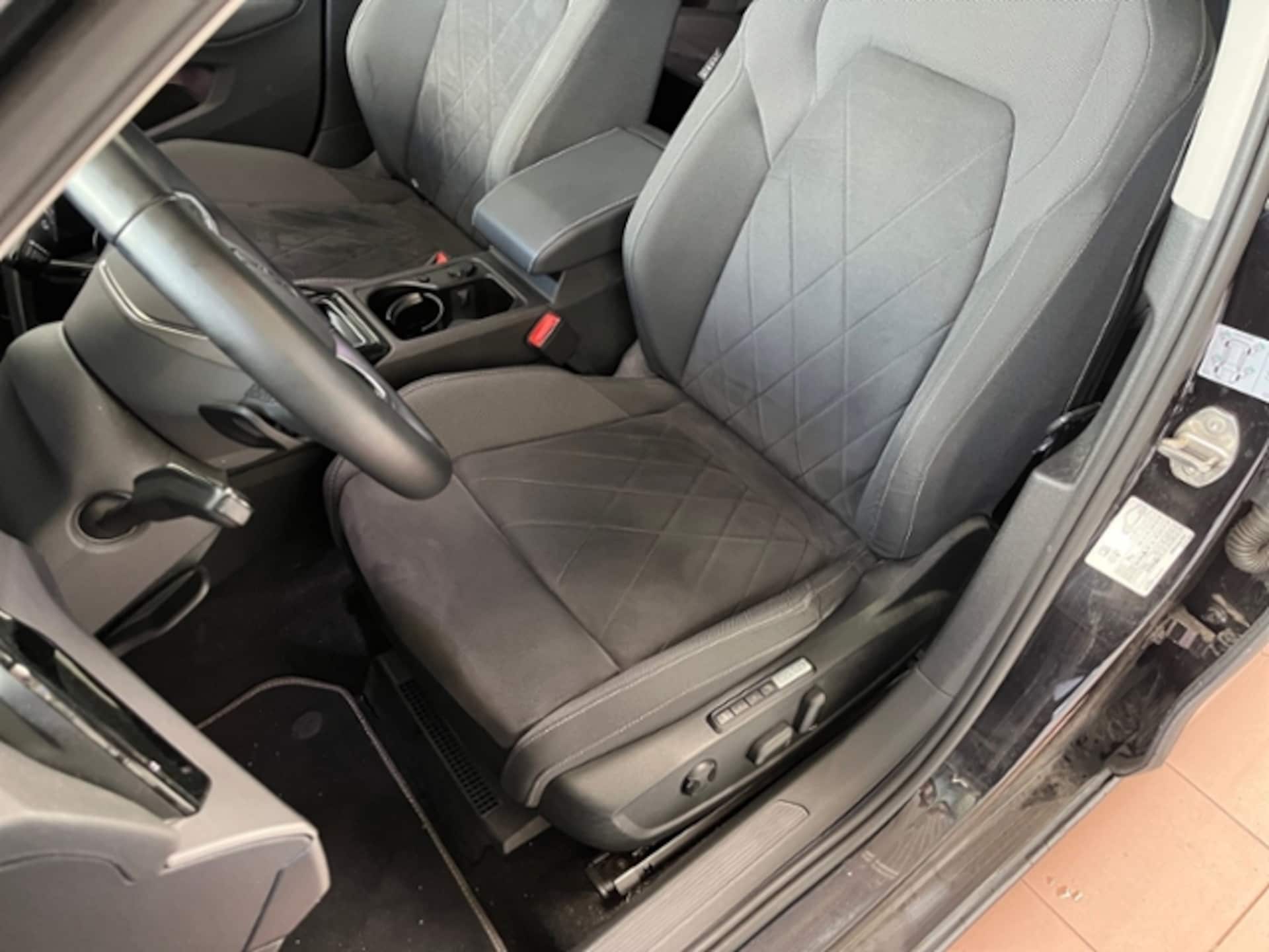 Volkswagen Golf Variant Style