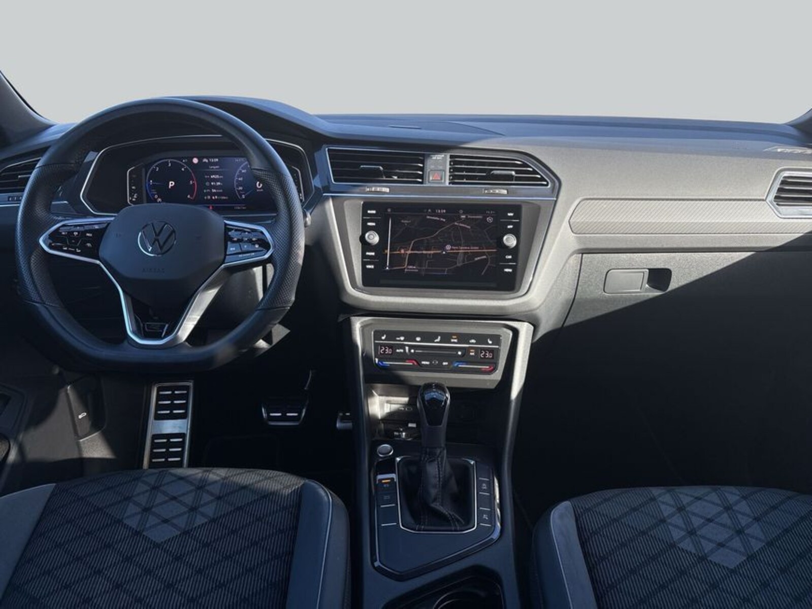 Volkswagen Tiguan – Bild 13