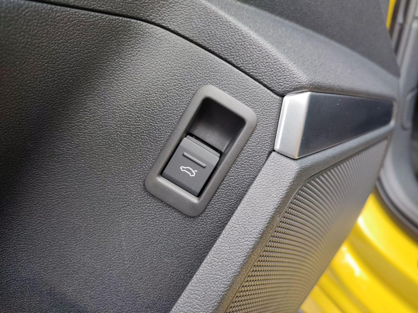 Image about Audi RS 3 Sportback TFSI quattro S tronic