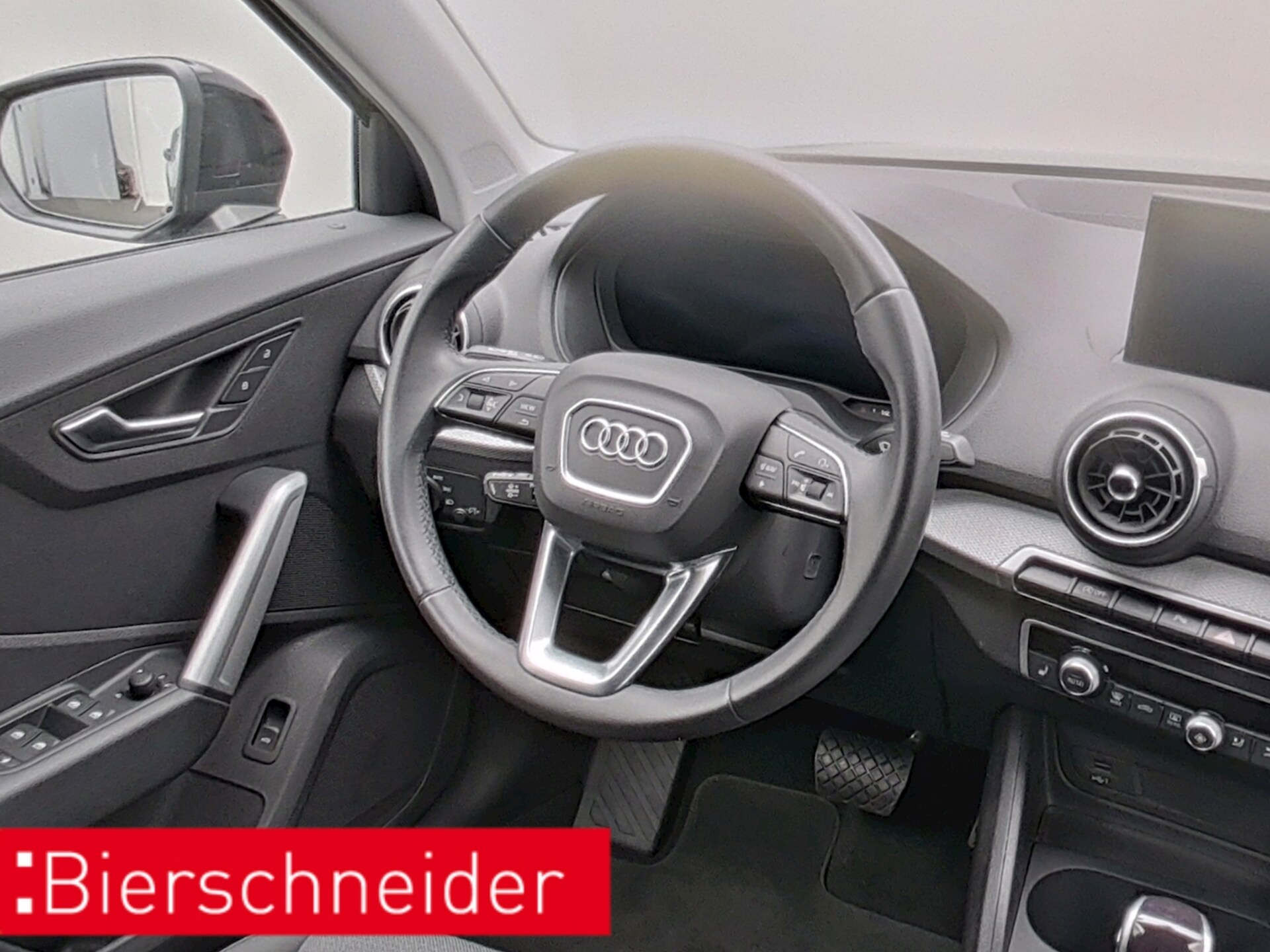 Audi Q2 S line