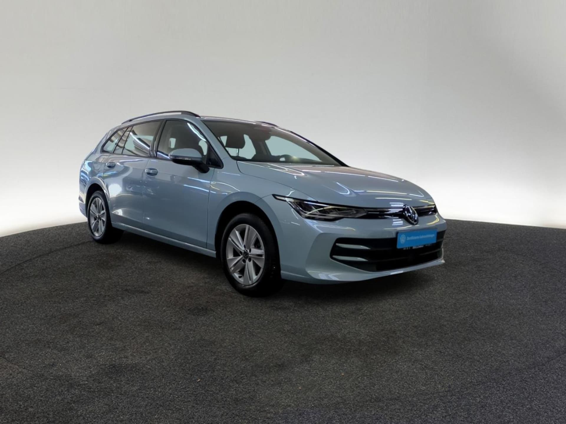 Volkswagen Golf Variant Life