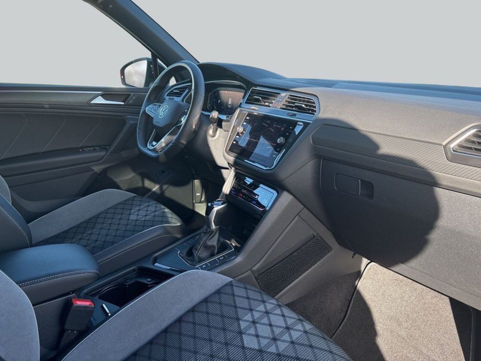 Volkswagen Tiguan – Bild 15