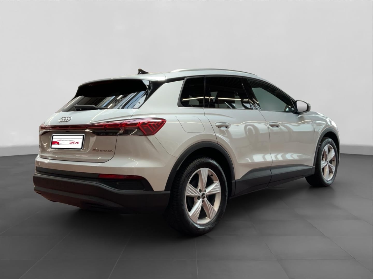 Bild über Audi Q4 e-tron 40 e-tron - für weitere Informationen kontaktieren Sie den Audi Partner