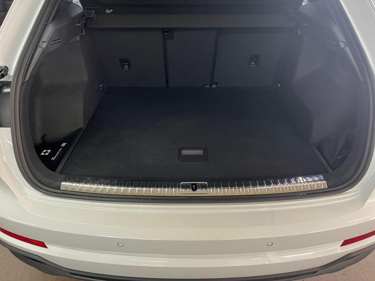Bild über Audi Q3 TDI quattro 142 kW S tronic - für weitere Informationen kontaktieren Sie den Audi Partner