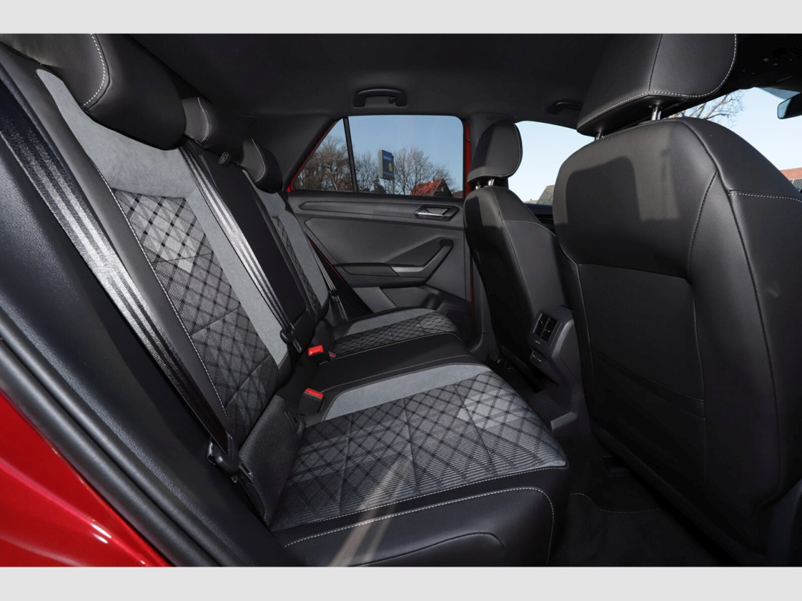 Volkswagen T-Roc – Bild 9