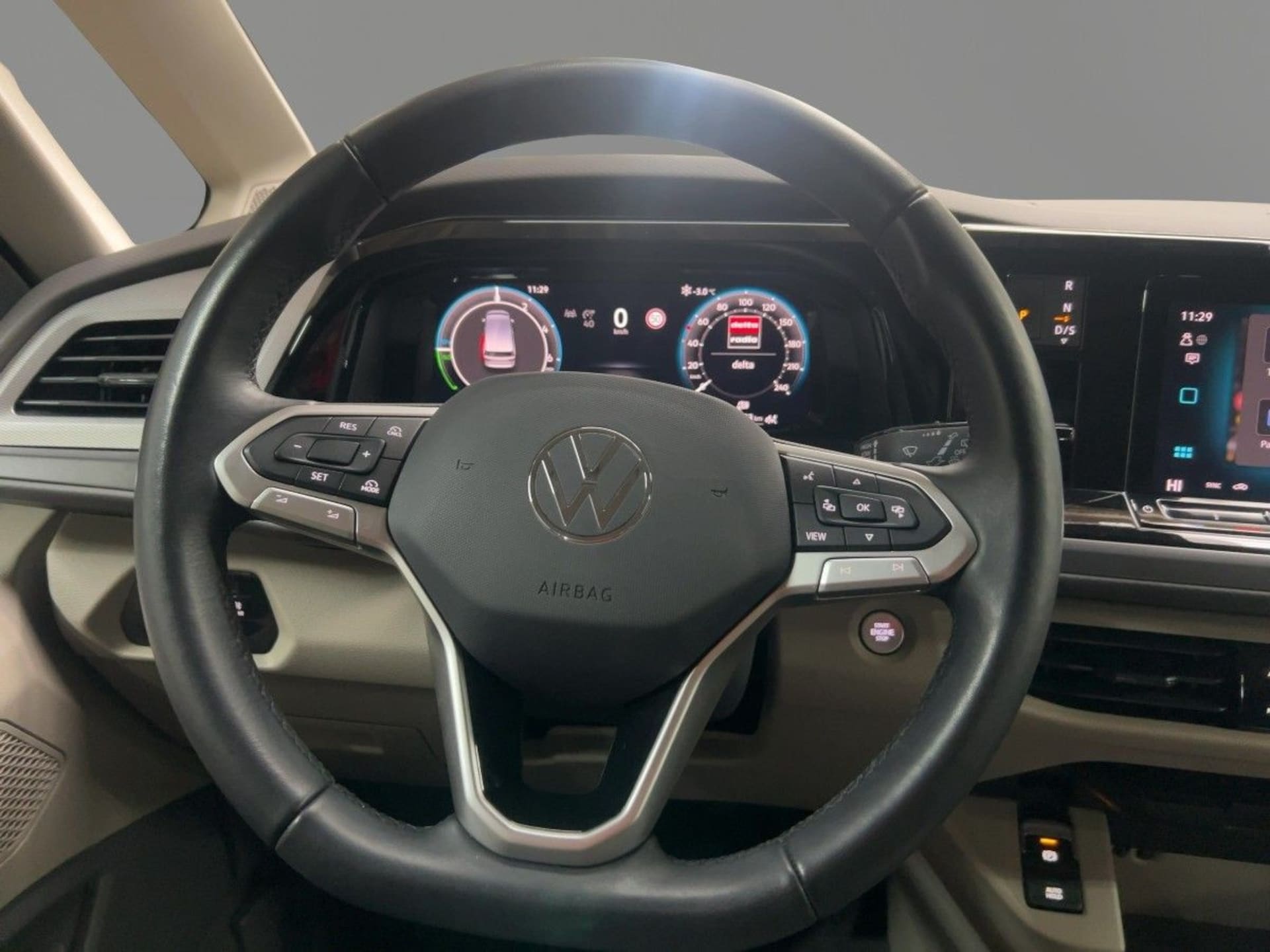 Volkswagen Multivan Basis-Modell