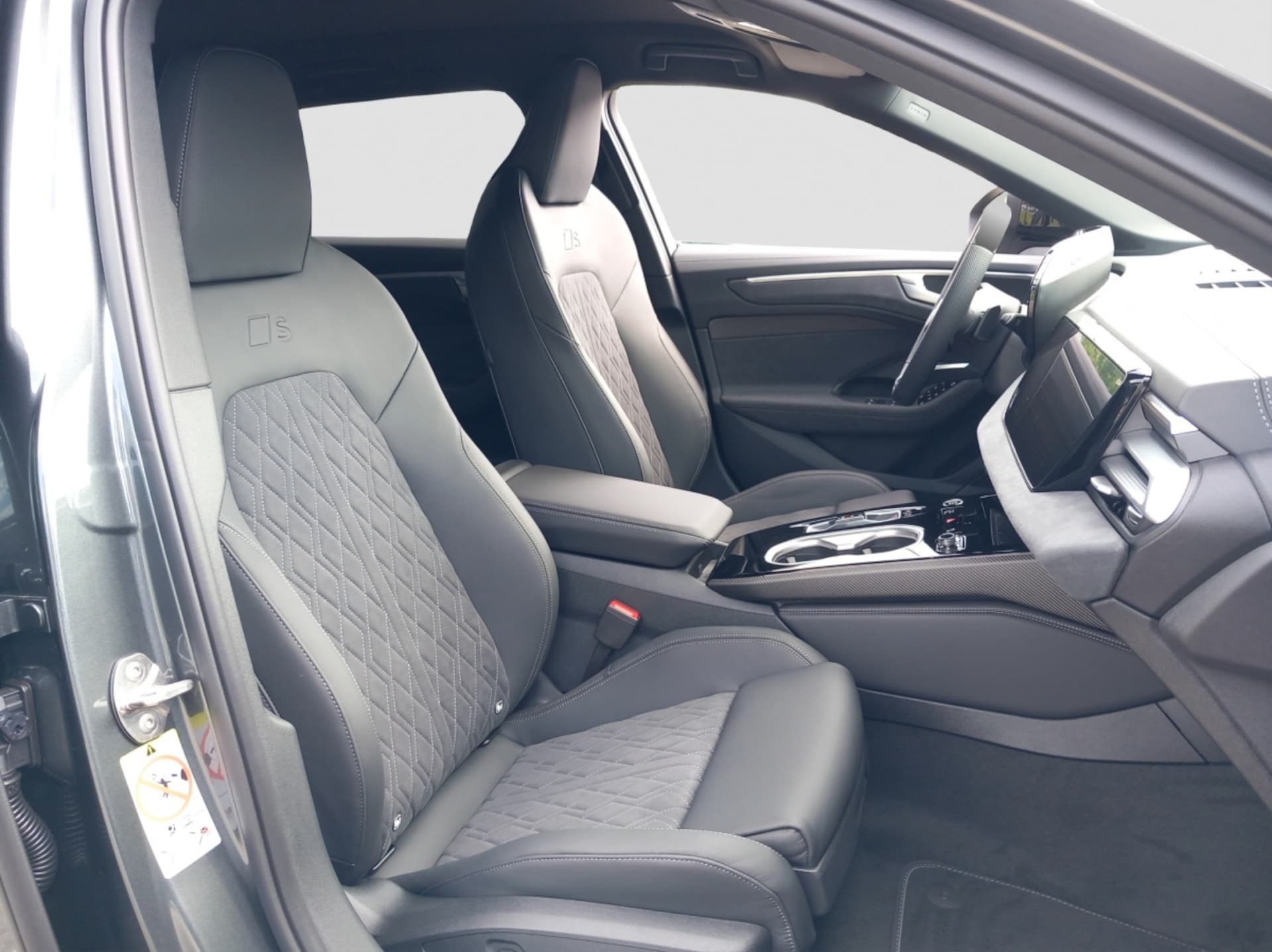 Audi A6 Avant edition one