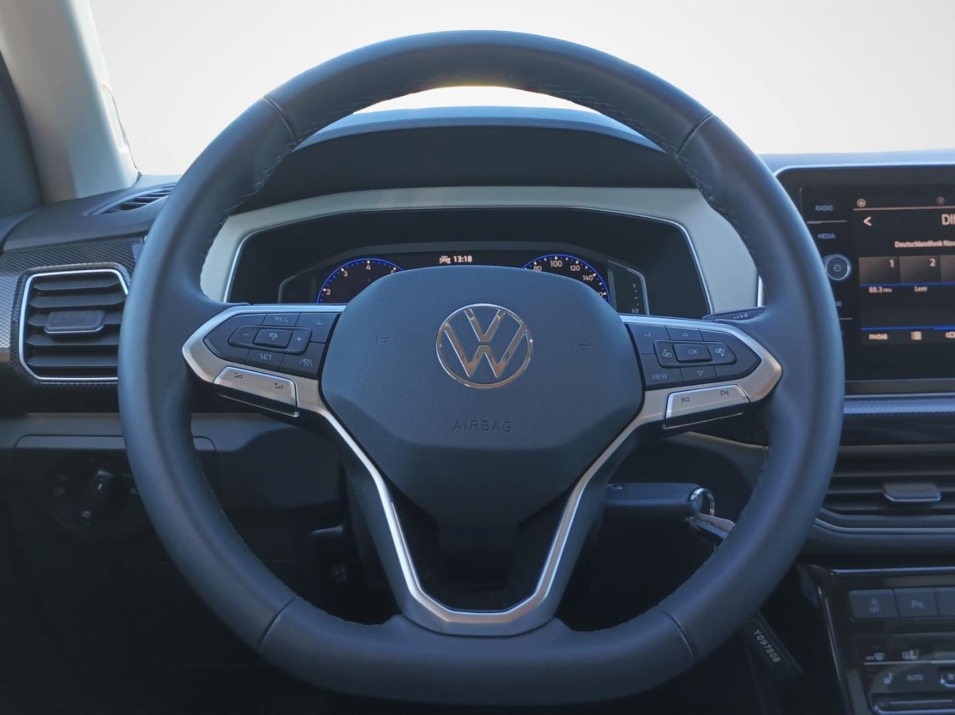 Volkswagen T-Cross Style
