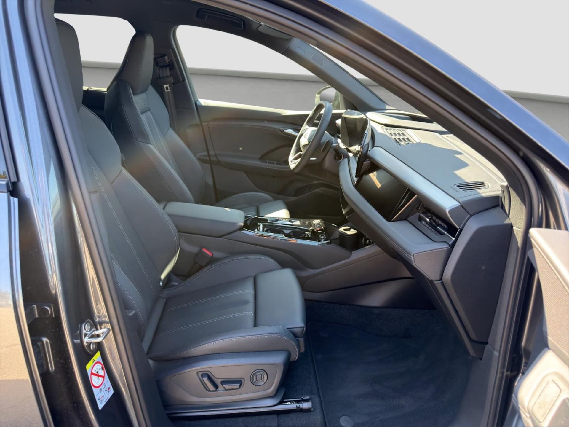 Audi Q6 SUV e-tron
