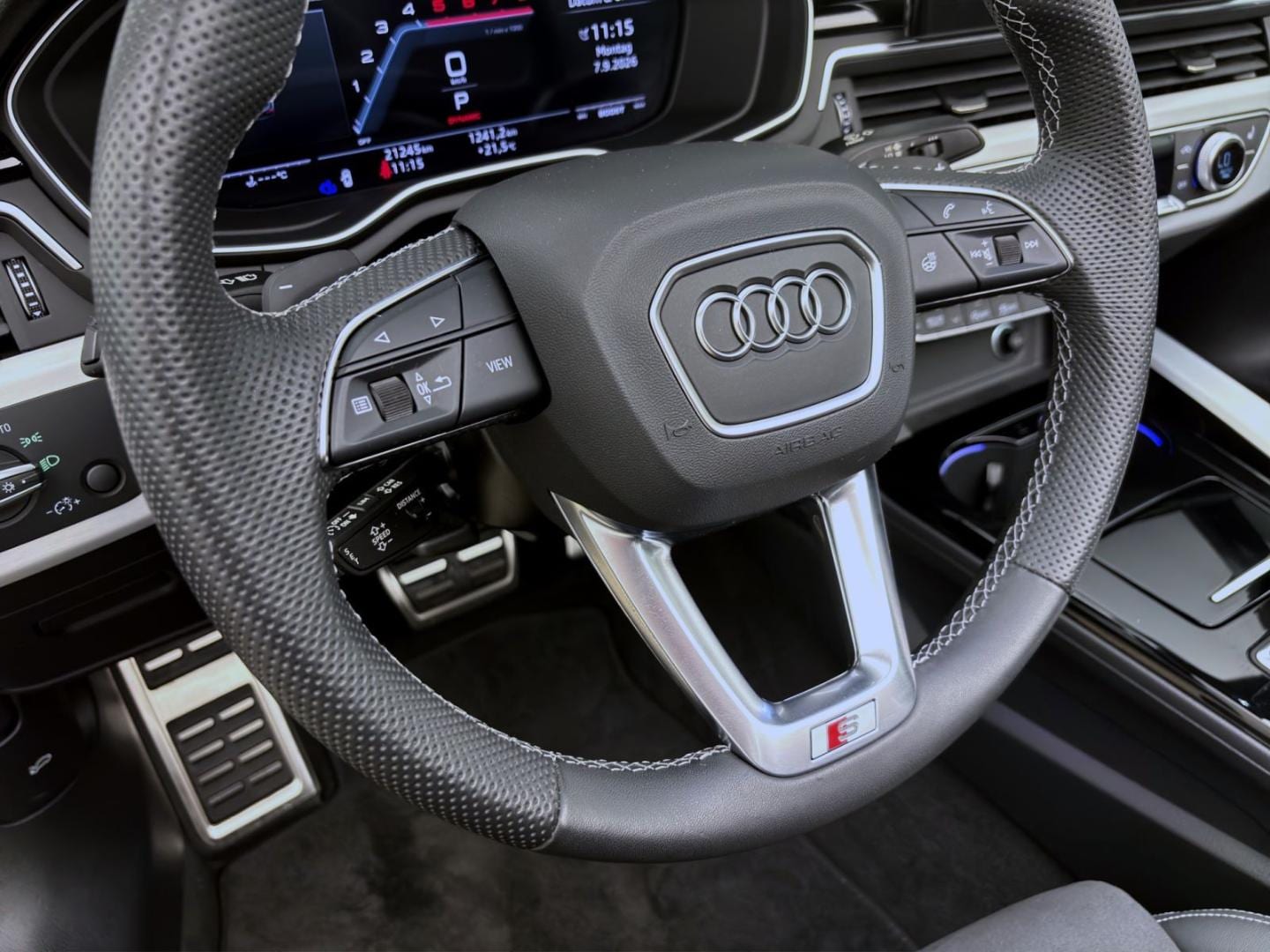 Bild über Audi S5 Cabriolet TFSI quattro tiptronic - für weitere Informationen kontaktieren Sie den Audi Partner