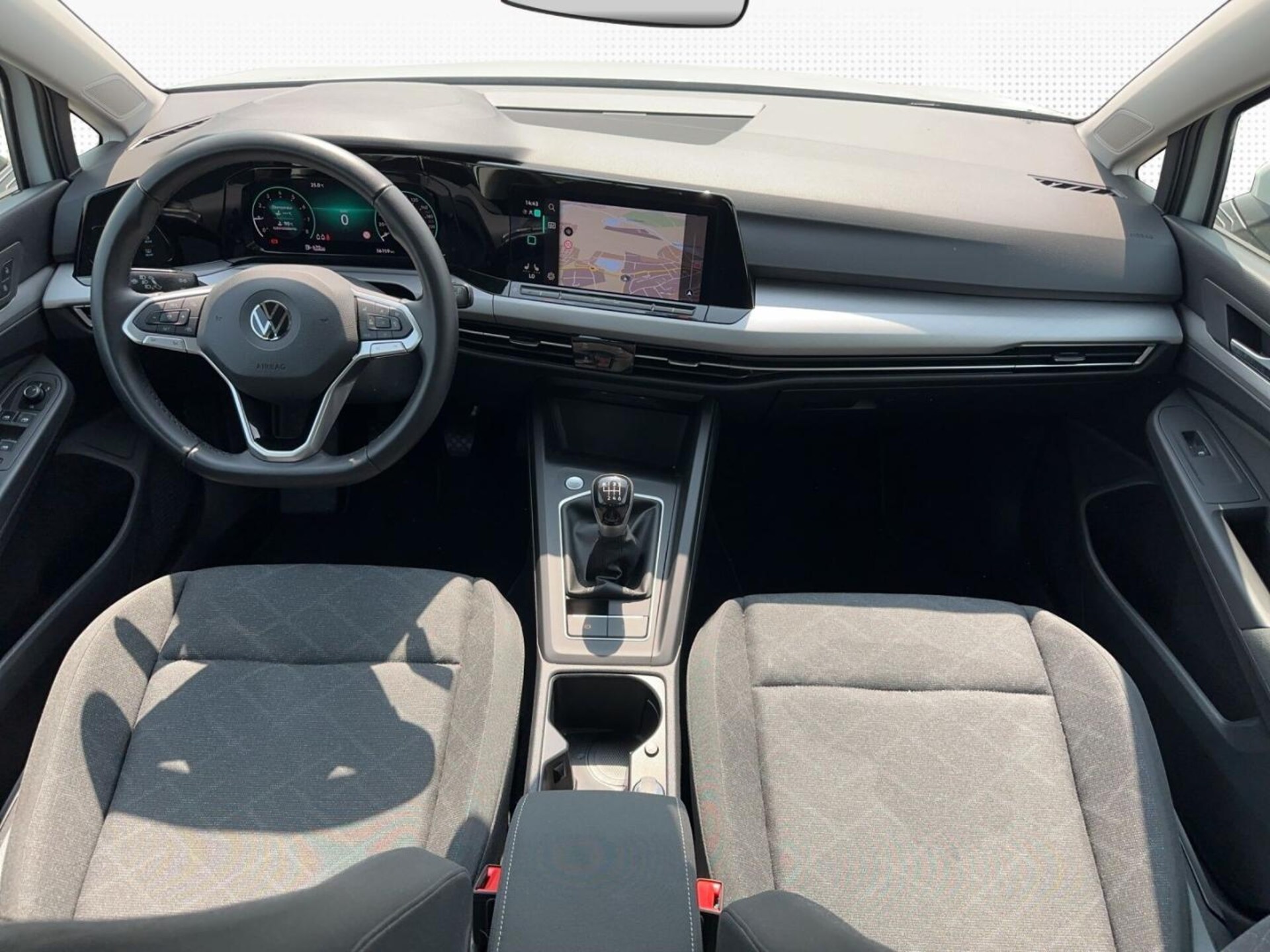 Volkswagen Golf Life