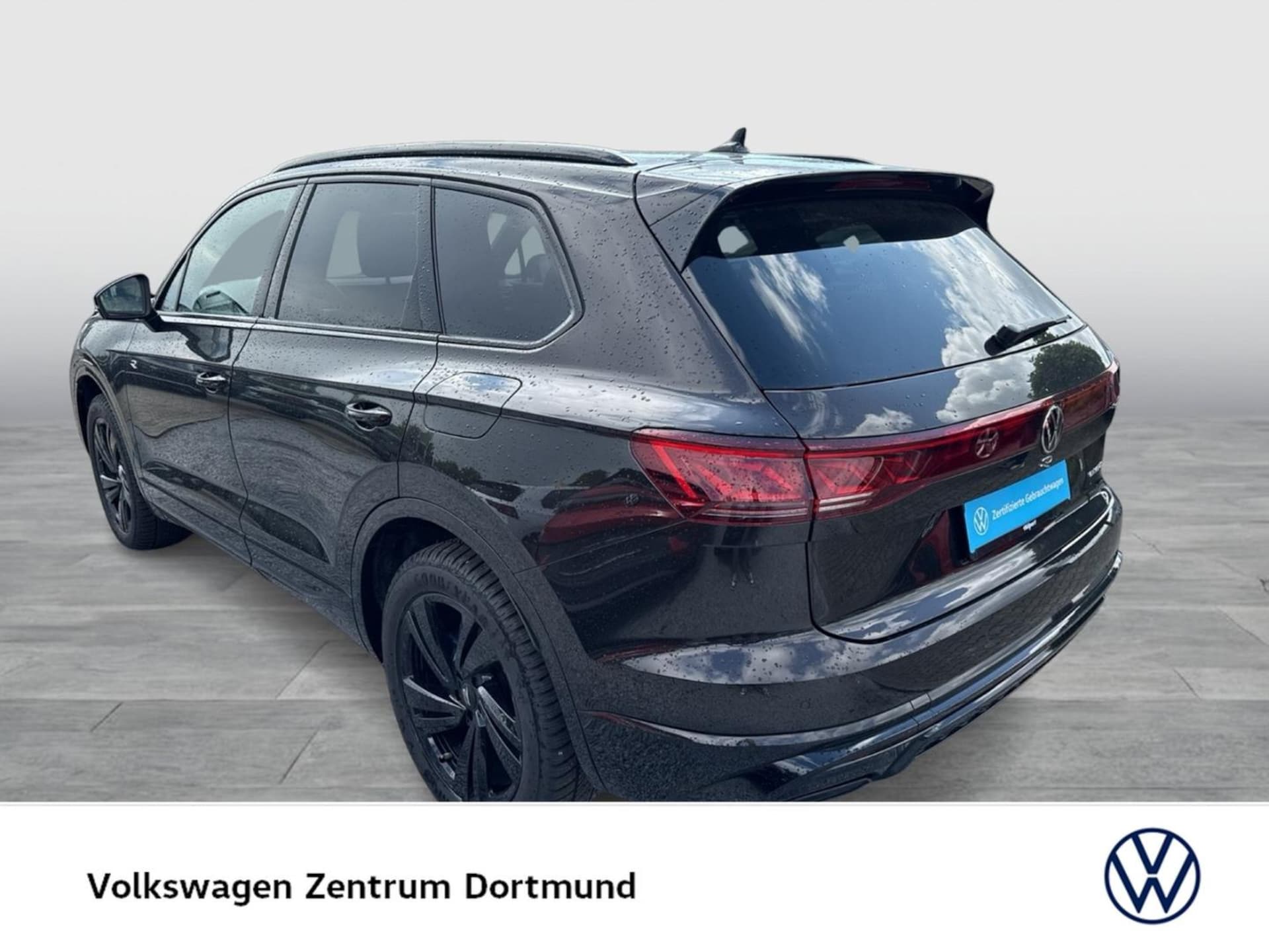 Volkswagen Touareg R