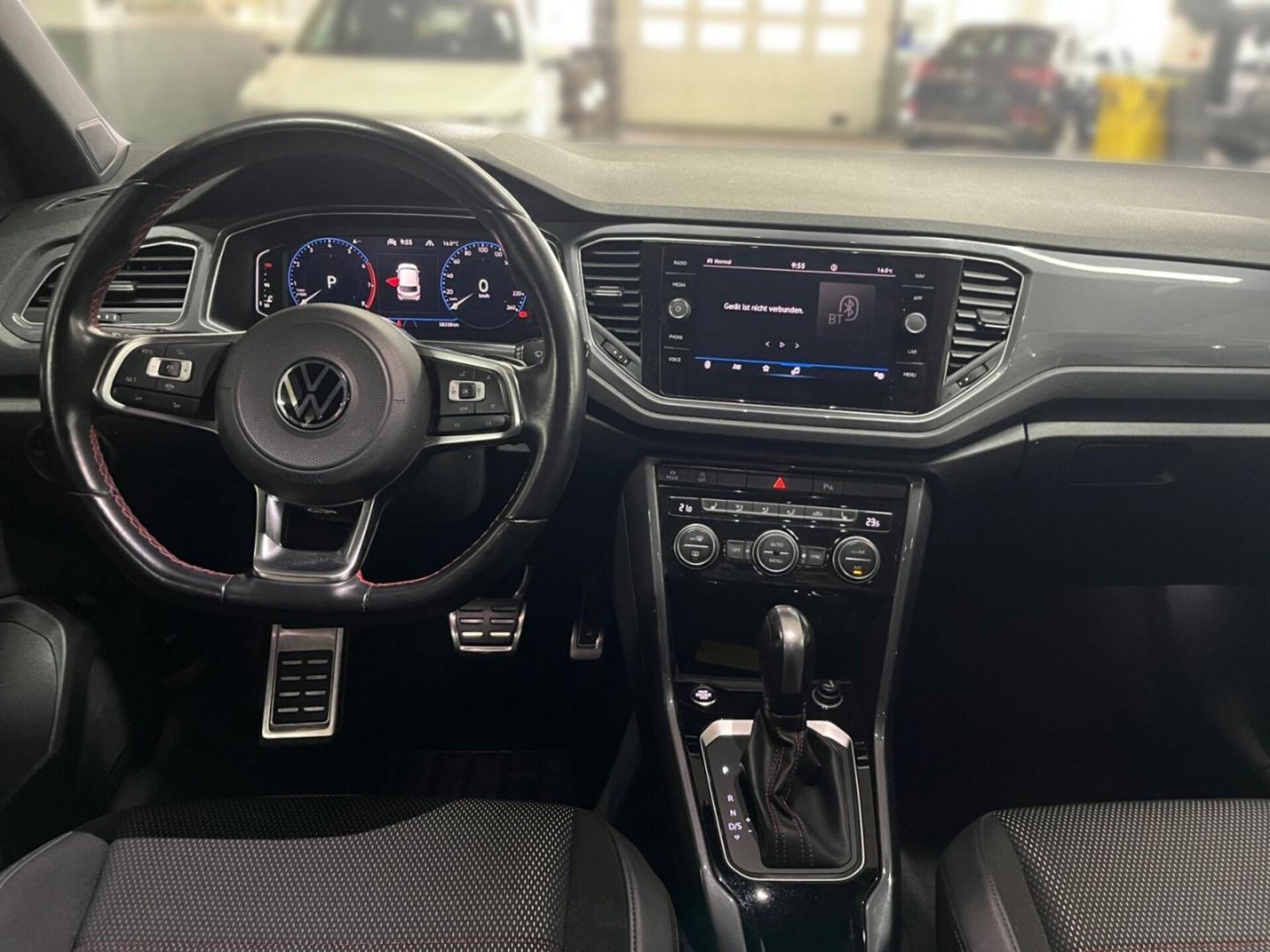 Volkswagen T-Roc Sport