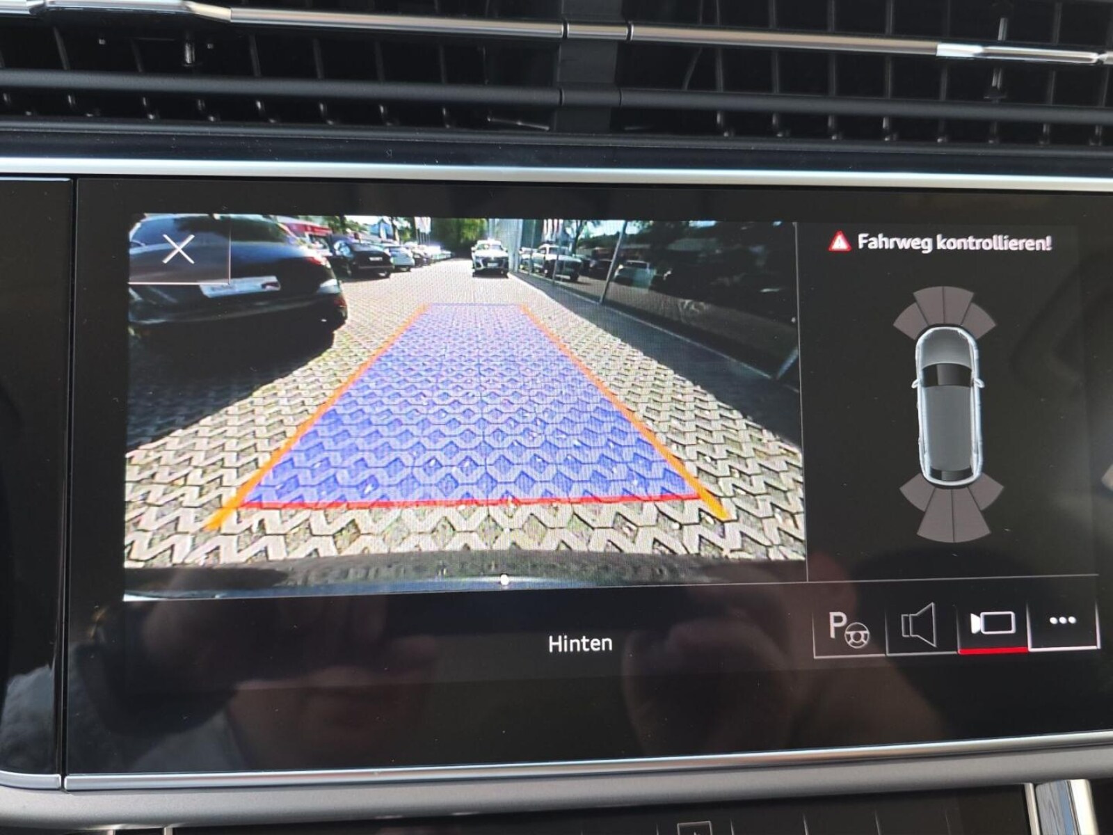 Audi Q8 – Bild 16