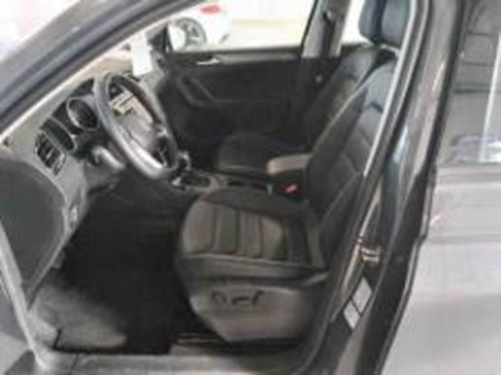 Volkswagen Tiguan – Bild 6