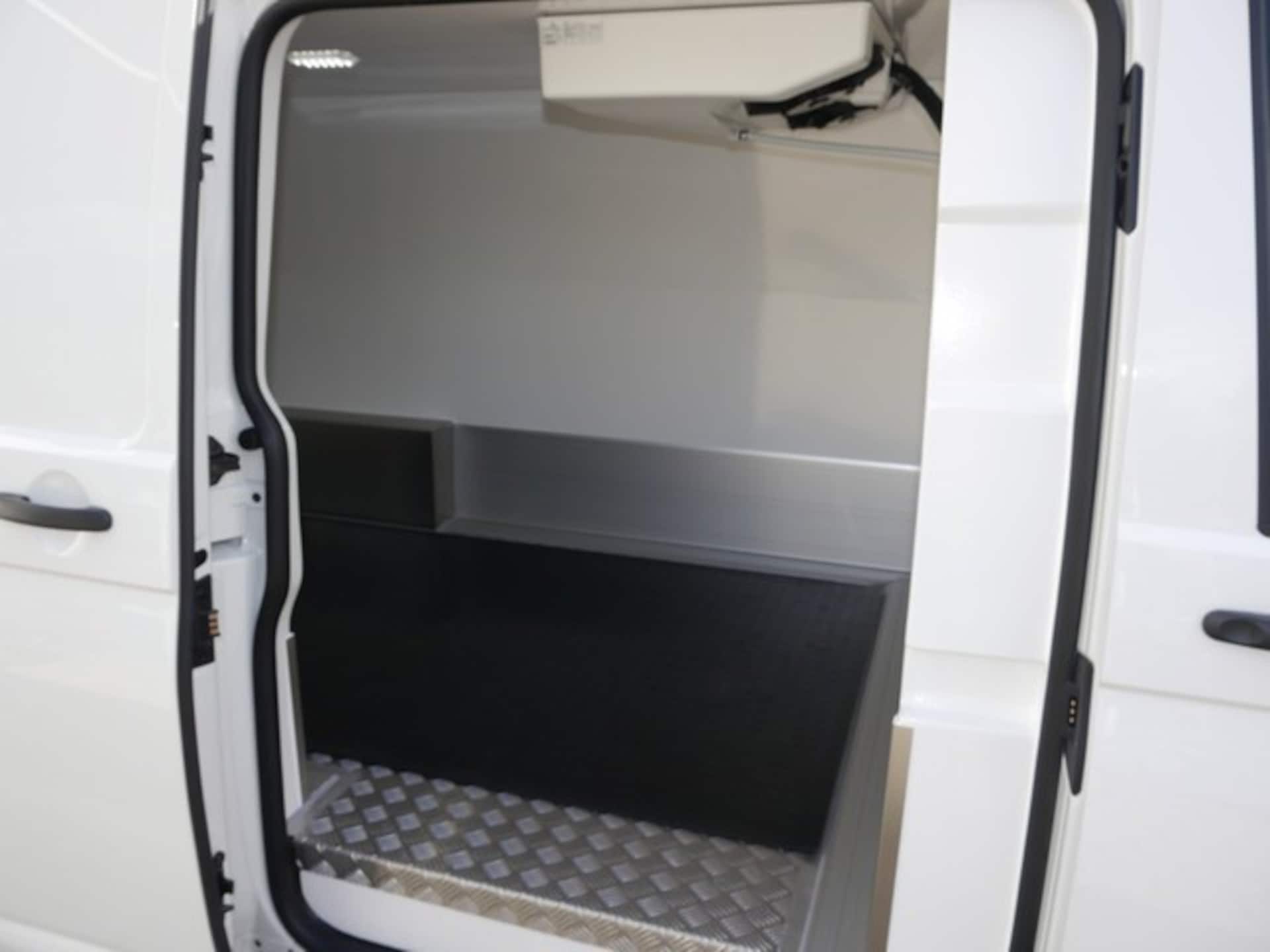 Volkswagen T6.1 Transporter Kasten langer Radstand