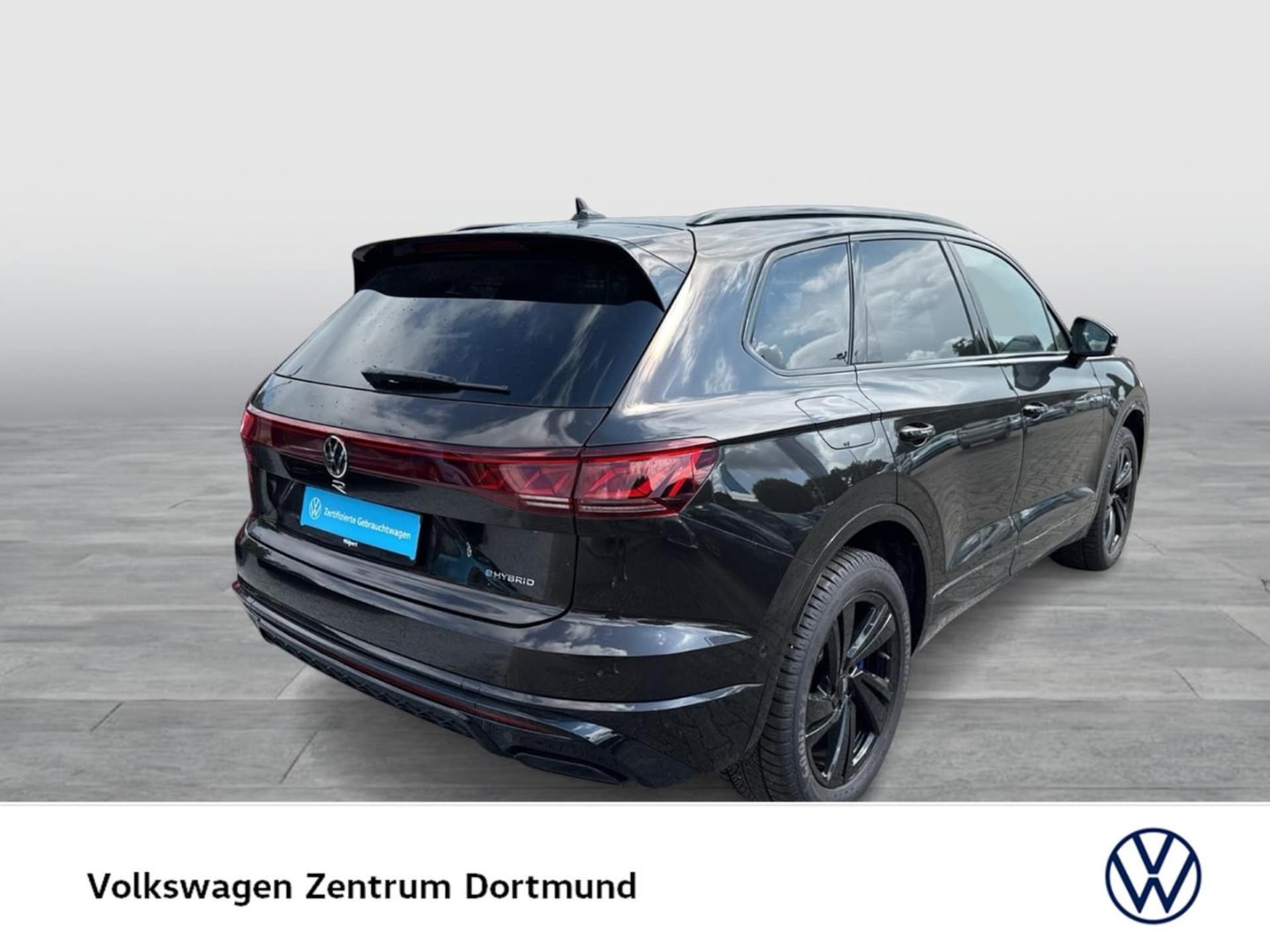 Volkswagen Touareg R