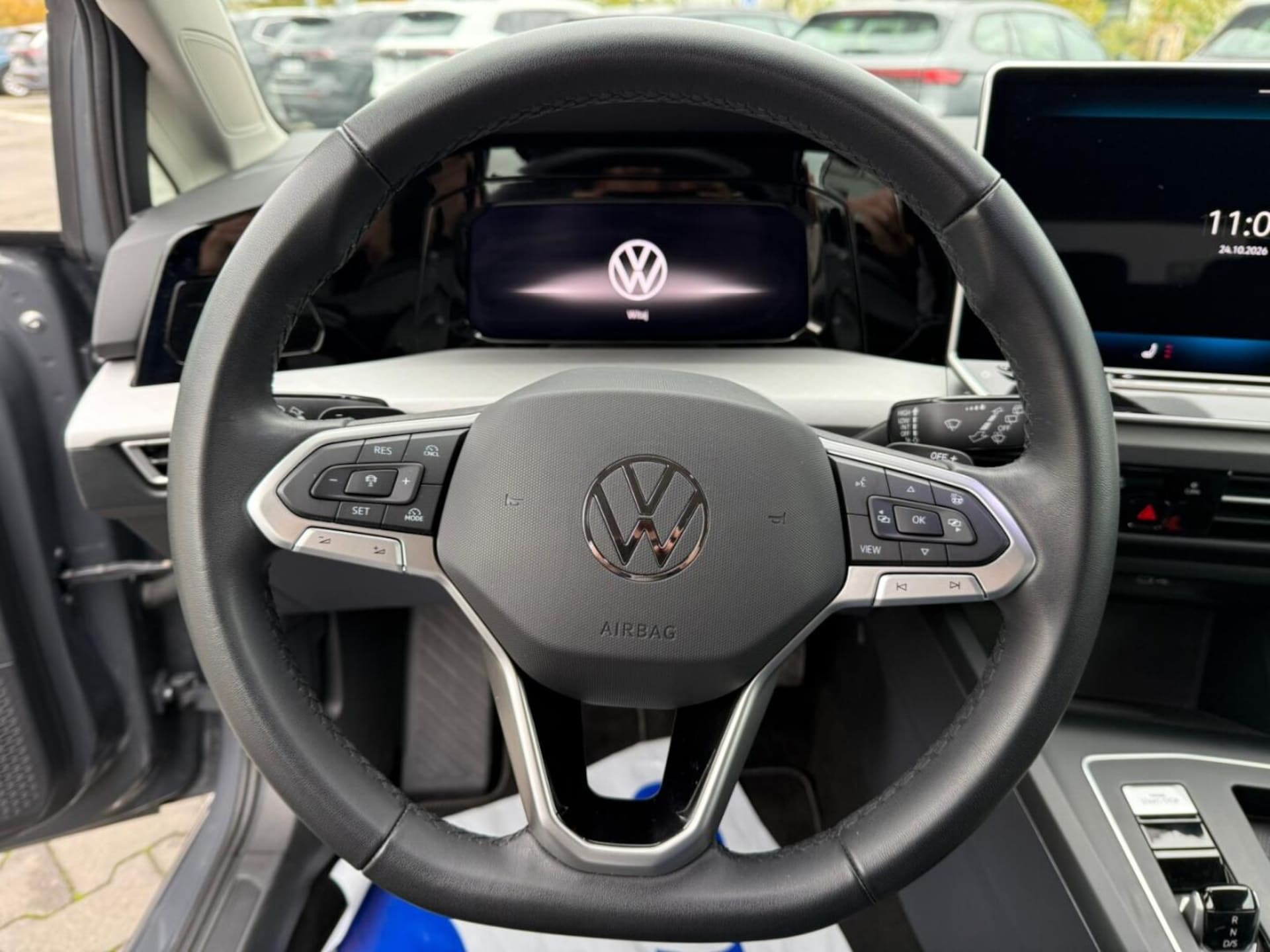 Volkswagen Golf Variant Life