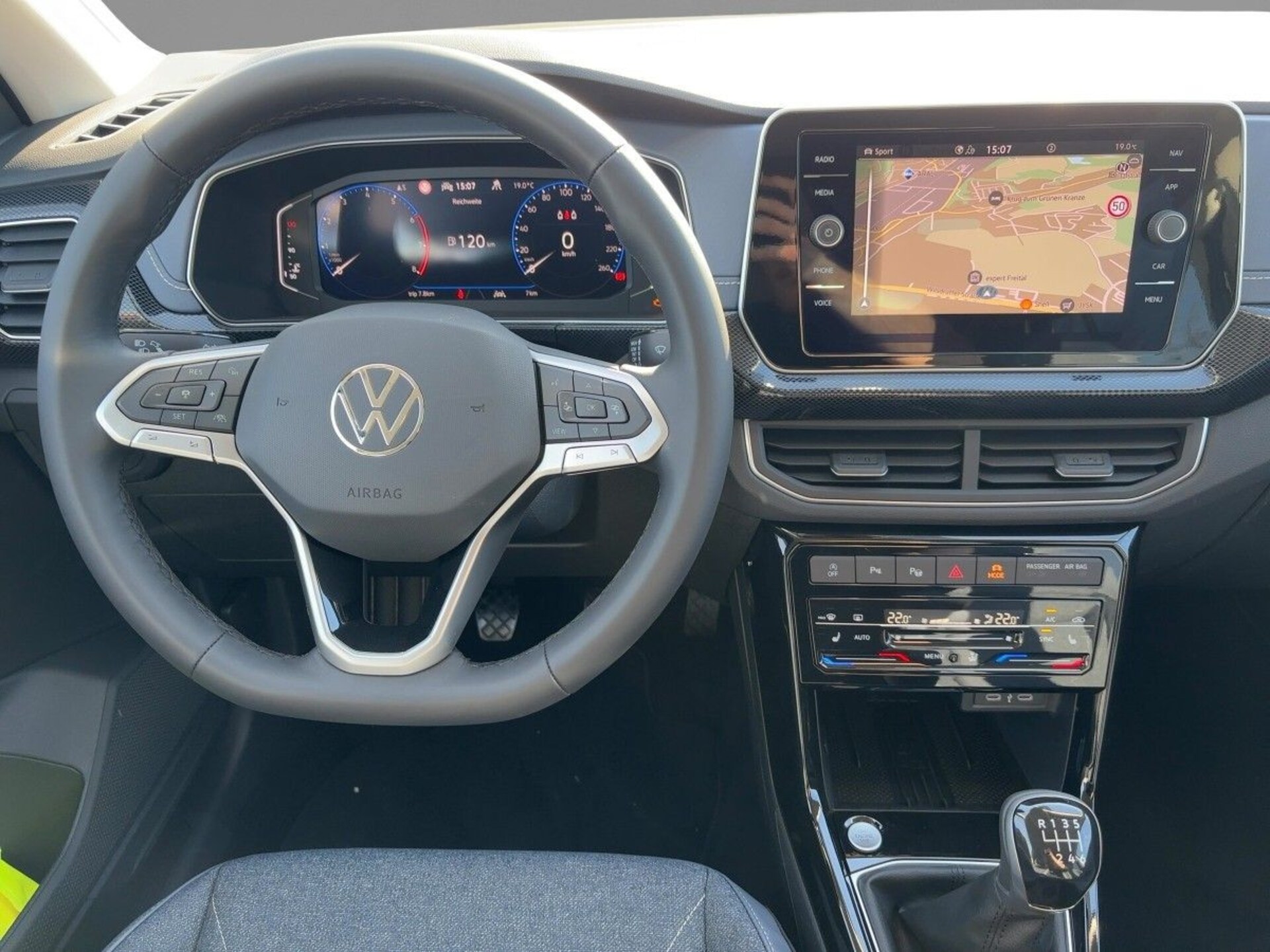 Volkswagen T-Cross Style