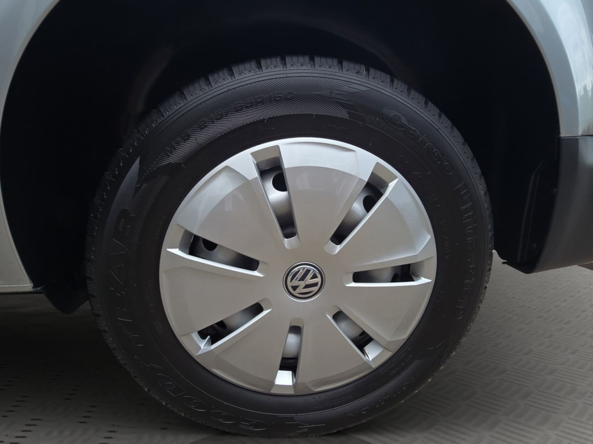 Volkswagen T6.1 Caravelle kurzer Radstand Trendline
